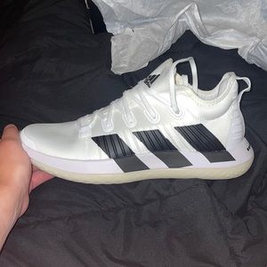 Brand new only worn once to try on!